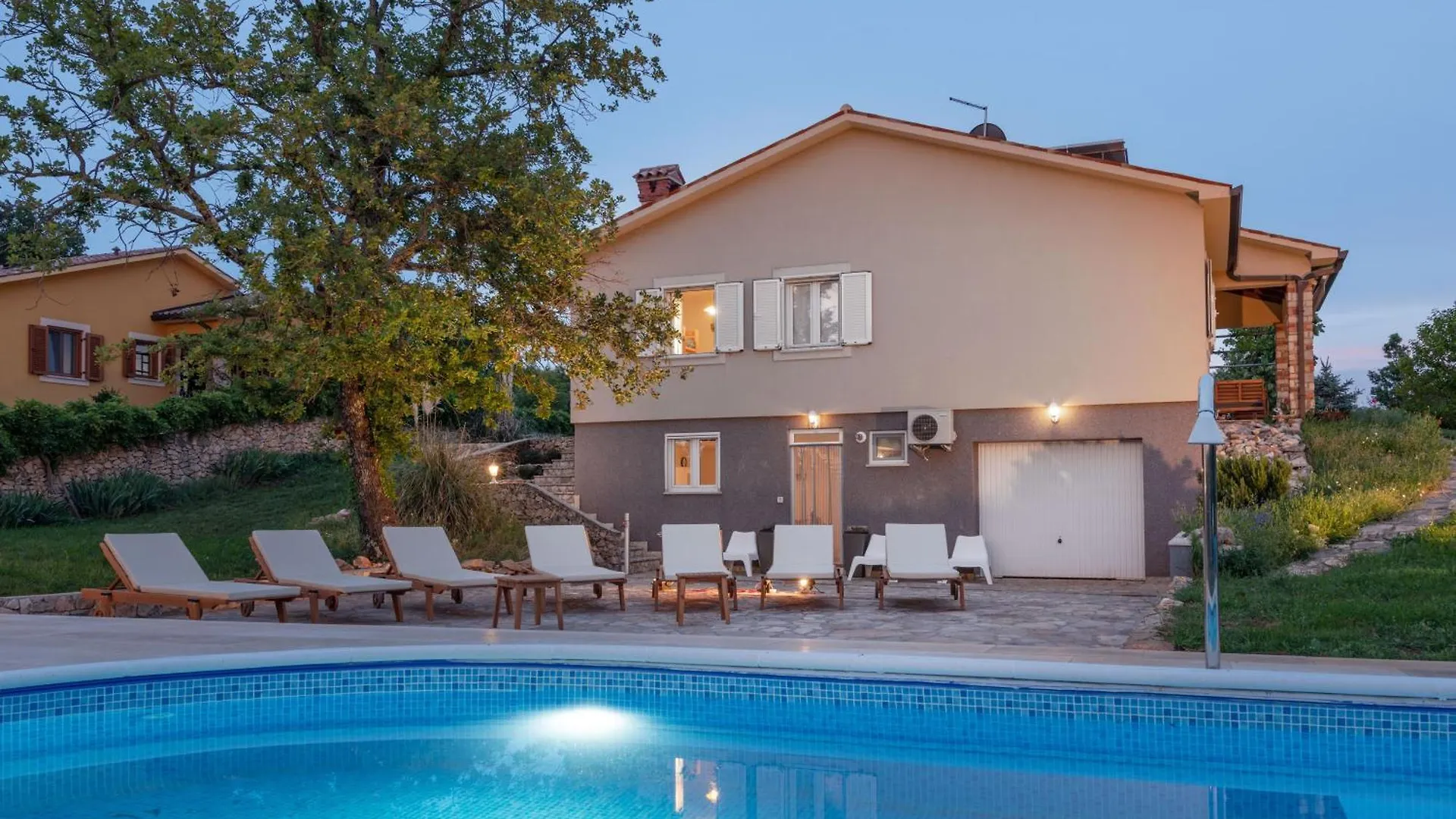 Villa Maja, An Ideal Summer Hideaway For Families And Friends Veligolji