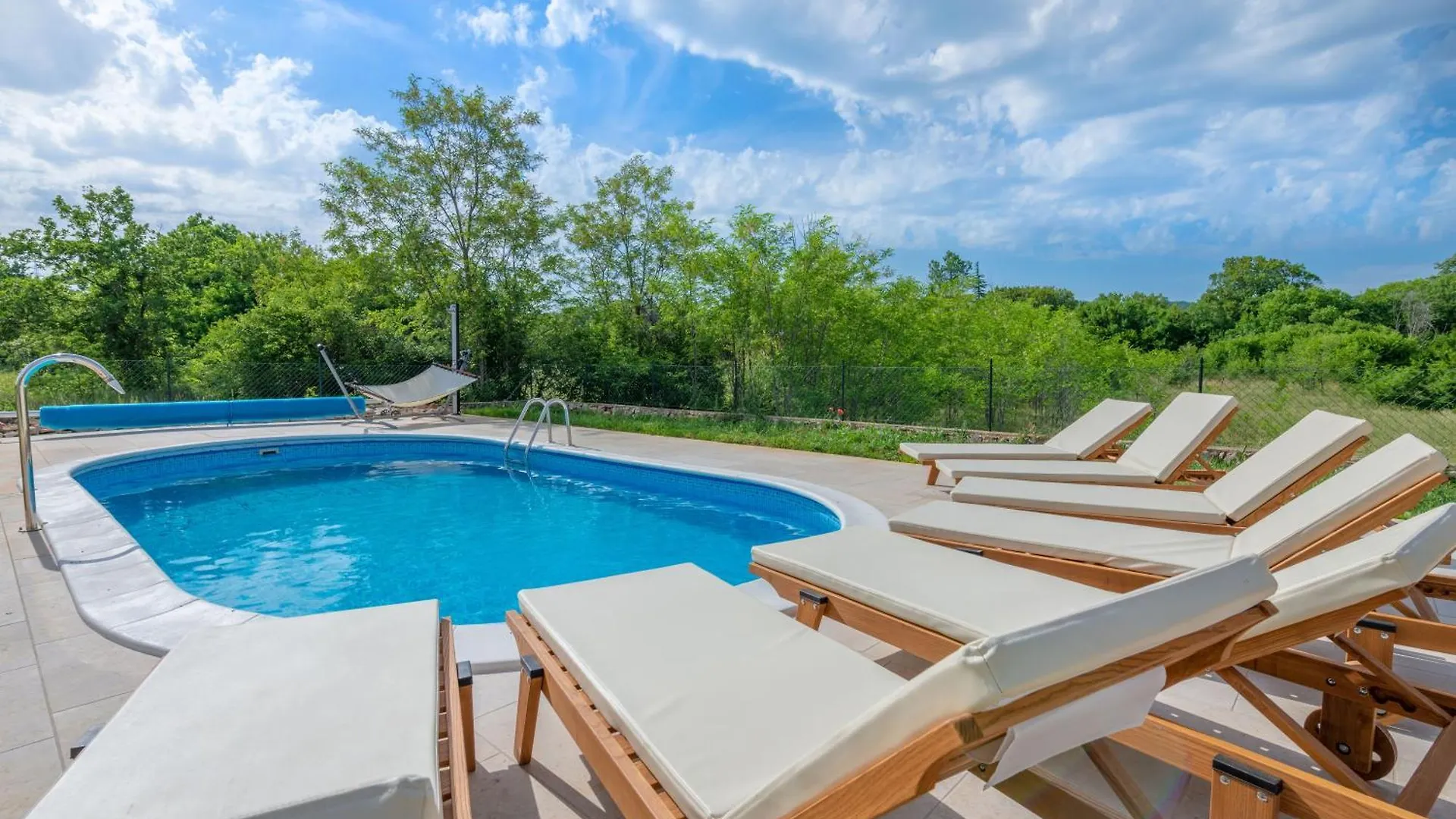 Villa Maja, An Ideal Summer Hideaway For Families And Friends Veligolji
